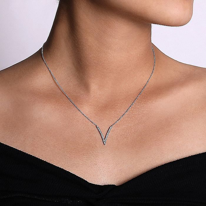 14K White Gold Diamond Chevron Necklace - Warwick Jewelers