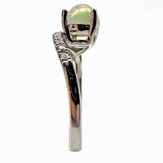 14K White Gold Opal Ring