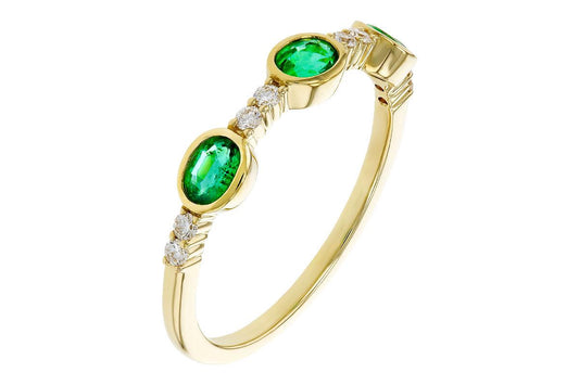 14K Yellow Gold Emerald & Diamond Ring