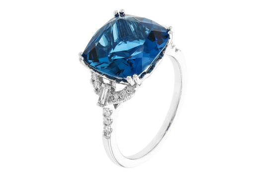 Statement Ring