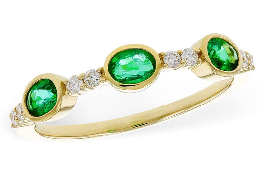 14K Yellow Gold Emerald & Diamond Ring