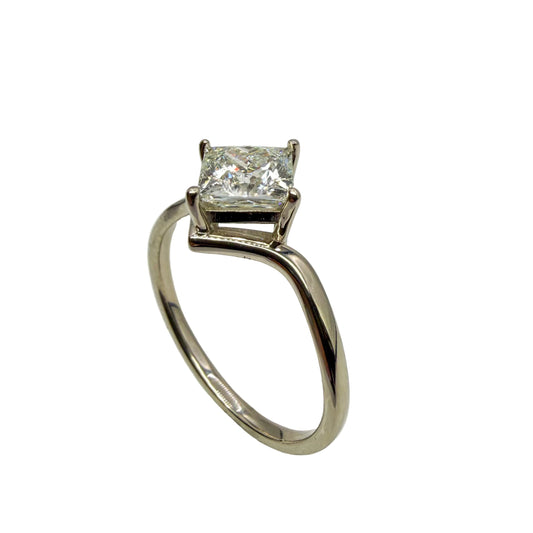 Chevron Style Princess Cut Diamond Ring